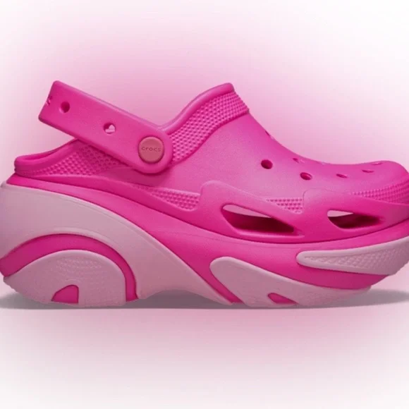 Crocs Bubble Crush Clog size W8 NWT Hot Pink Platform - Picture 1 of 4